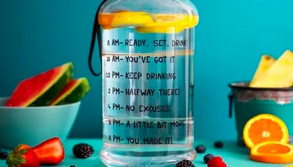 九游体育官网-切尔西防守球员完美执行战术，切尔西防守型中场